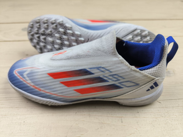 Сороконіжки Adidas F50, розмір 33,5 (устілка 21 см) стан ВІДМІННИЙ