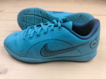 Футзалки Nike Mercurial, розмір 32 (устілка 21 см) стан ВІДМІННИЙ