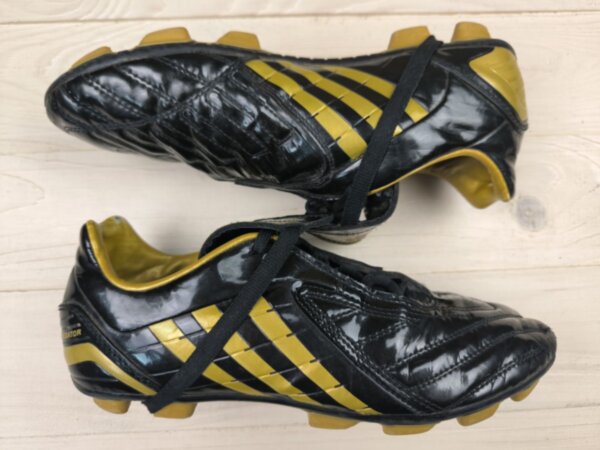 Бутси Adidas Predator, розмір 38,5 (устілка 24 см) стан ДОБРИЙ