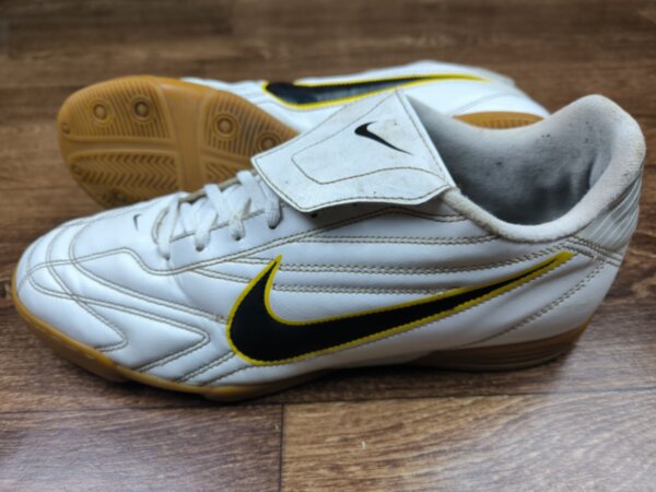 Футзалки бампи Nike Tiempo, розмір 47,5 (устілка 29,5 см) стан ВІДМІННИЙ