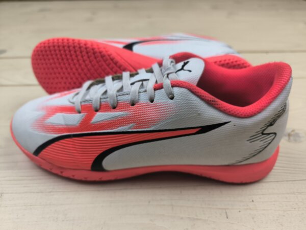 Футзалки Puma Ultra, розмір 36 (устілка 23,5 см) стан ВІДМІННИЙ
