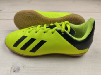 Футзалки Adidas X, розмір 34 (устілка 21,5 см) стан ВІДМІННИЙ