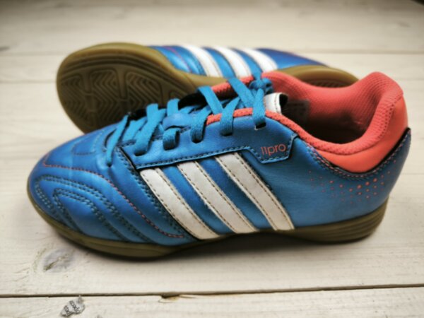 Футзалки бампи Adidas 11Questra, розмір 32 (устілка 20,5 см) стан ДОБРИЙ