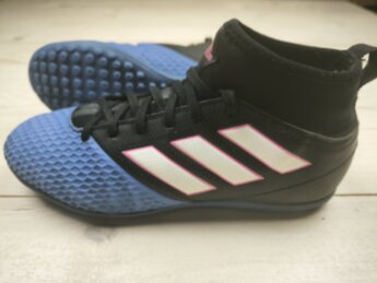 Сороконіжки Adidas Ace, розмір 37,5 (устілка 23,5 см) стан ВІДМІННИЙ