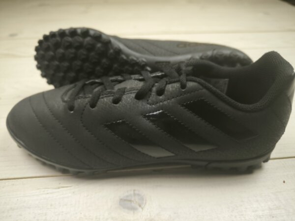 Сороконіжки Adidas Goletto, розмір 38,5 (устілка 24,5 см) стан ІДЕАЛ