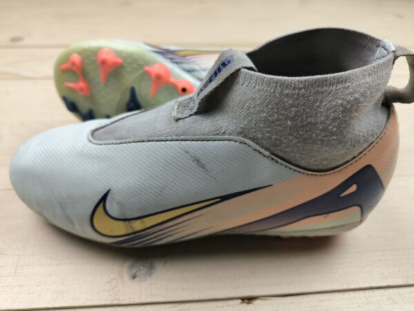 Бутси Nike Mercurial, розмір 36,5 (устілка 23 см) стан ДОБРИЙ