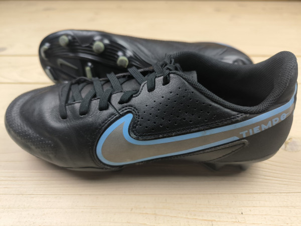Бутси Nike Tiempo, розмір 38,5 (устілка 24 см) стан СУПЕР