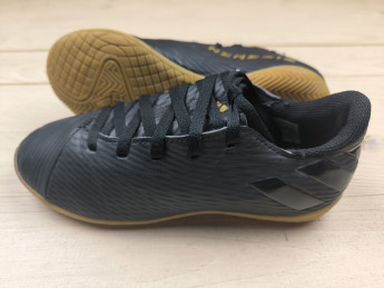 Футзалки бампи Adidas Nemeziz, розмір 33 (устілка 20,5 см) стан ІДЕАЛ