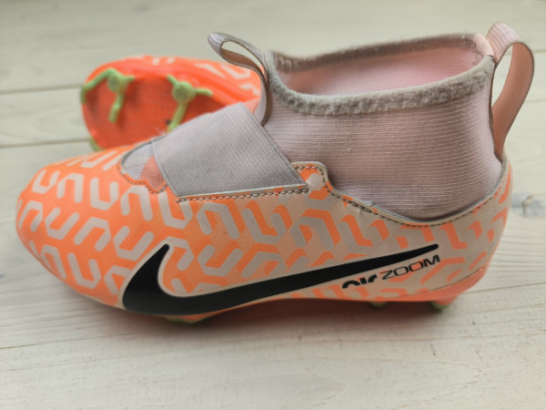 Бутси Nike Air Zoom Mercurial, розмір 36 (устілка 23 см) стан ВІДМІННИЙ